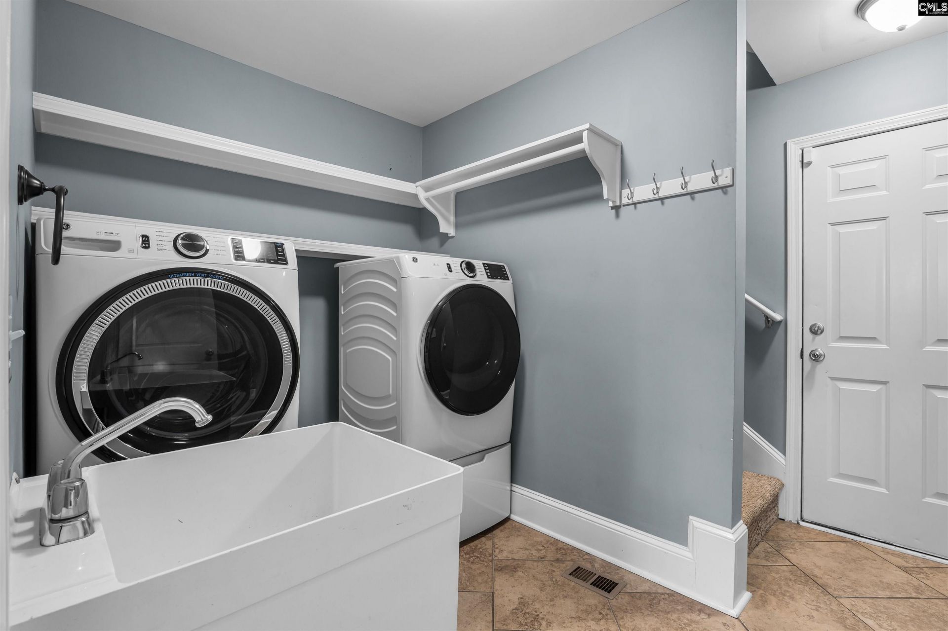 141 Southern Oak Drive  Photo 18