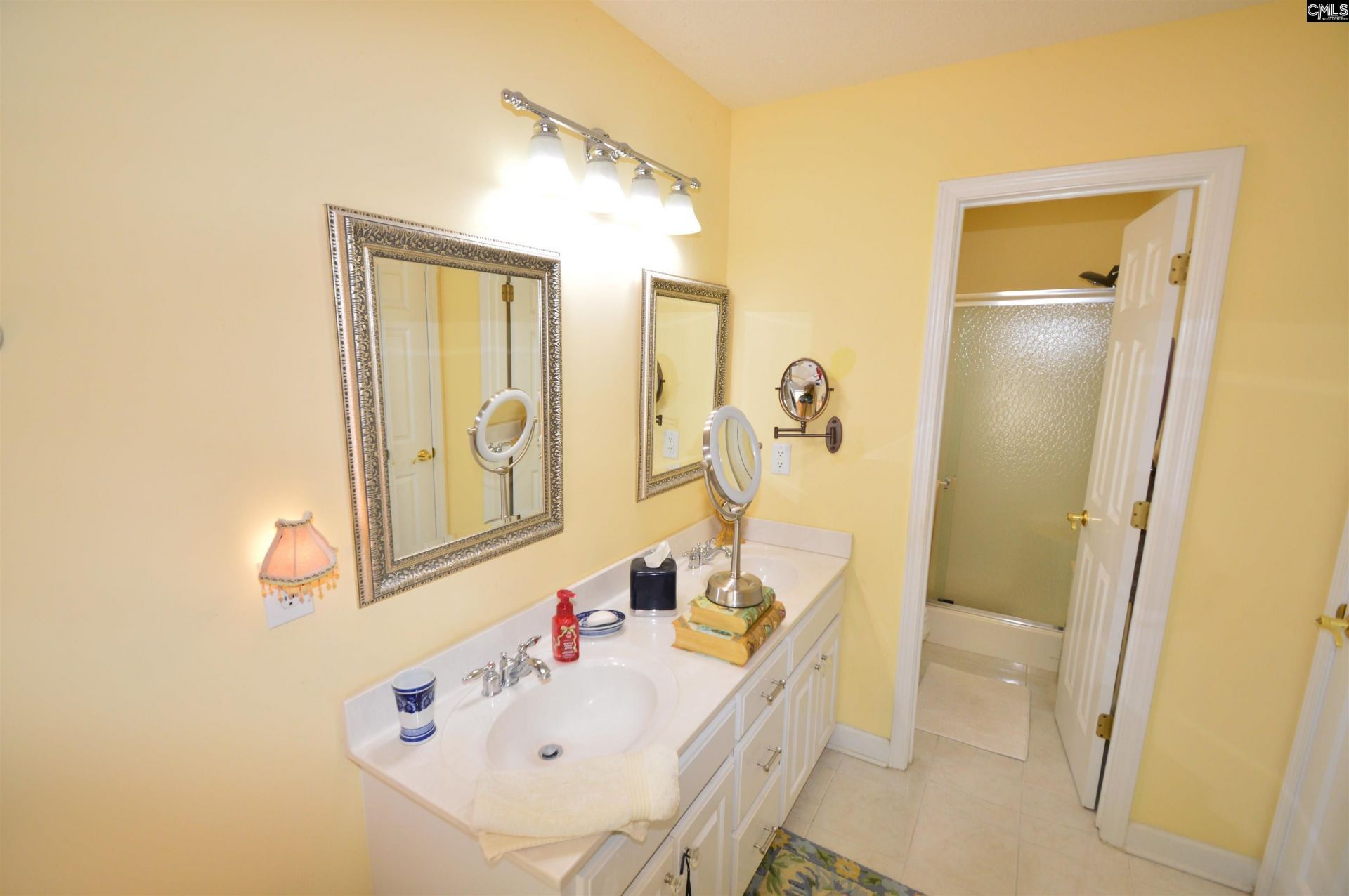 54 Southern Oak Drive Photo 18