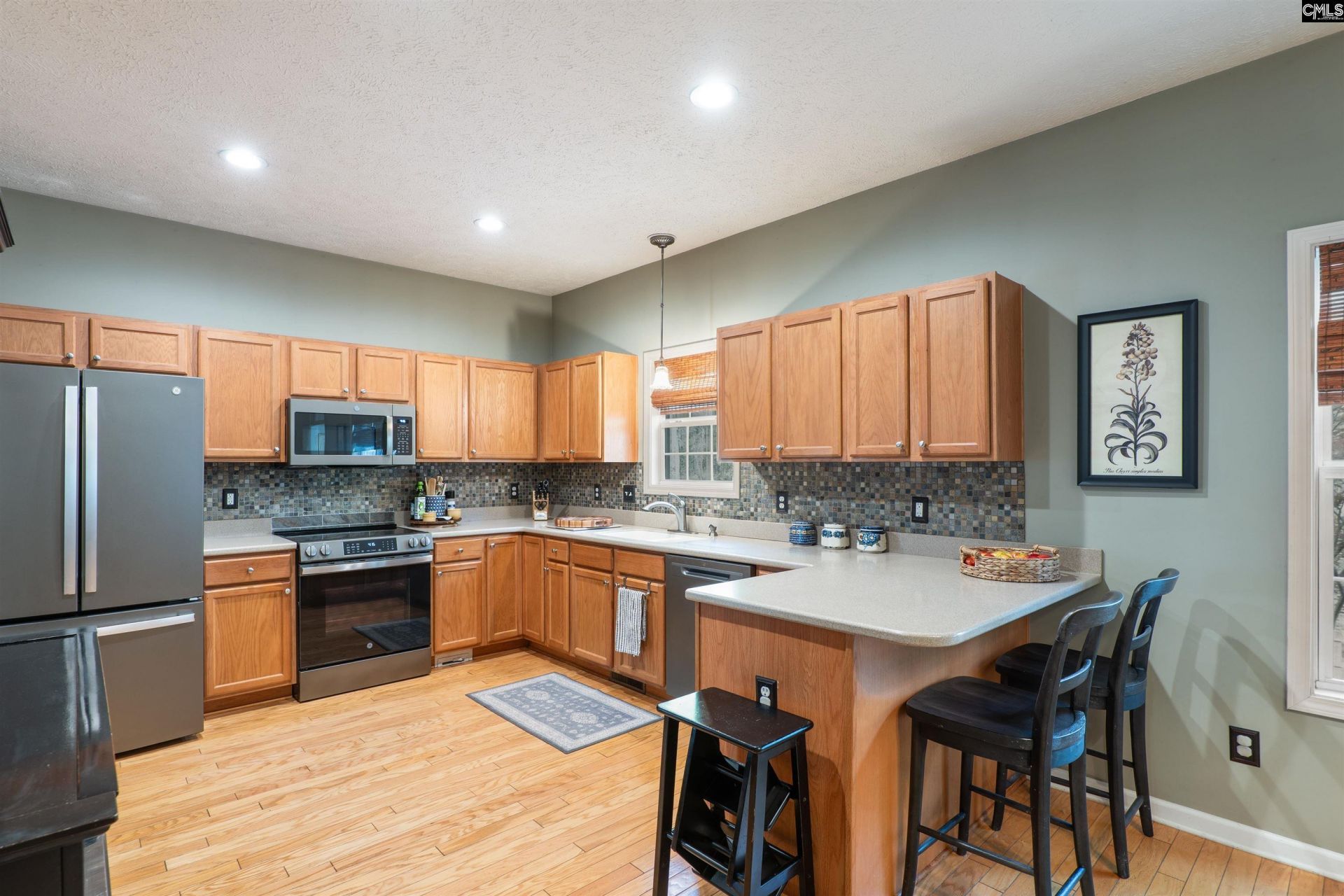 201 Berkeley Ridge Drive  Photo 11