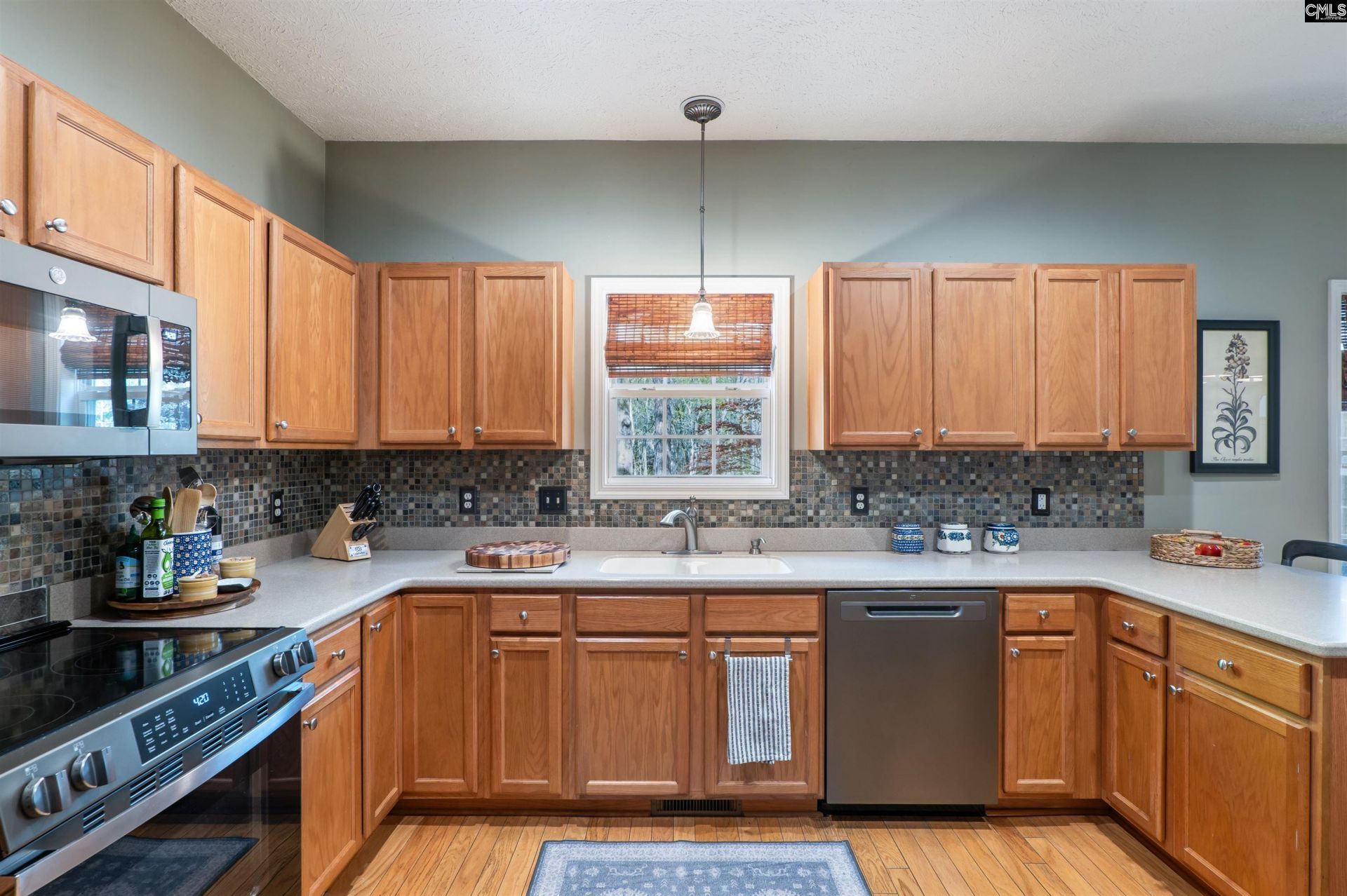 201 Berkeley Ridge Drive  Photo 13