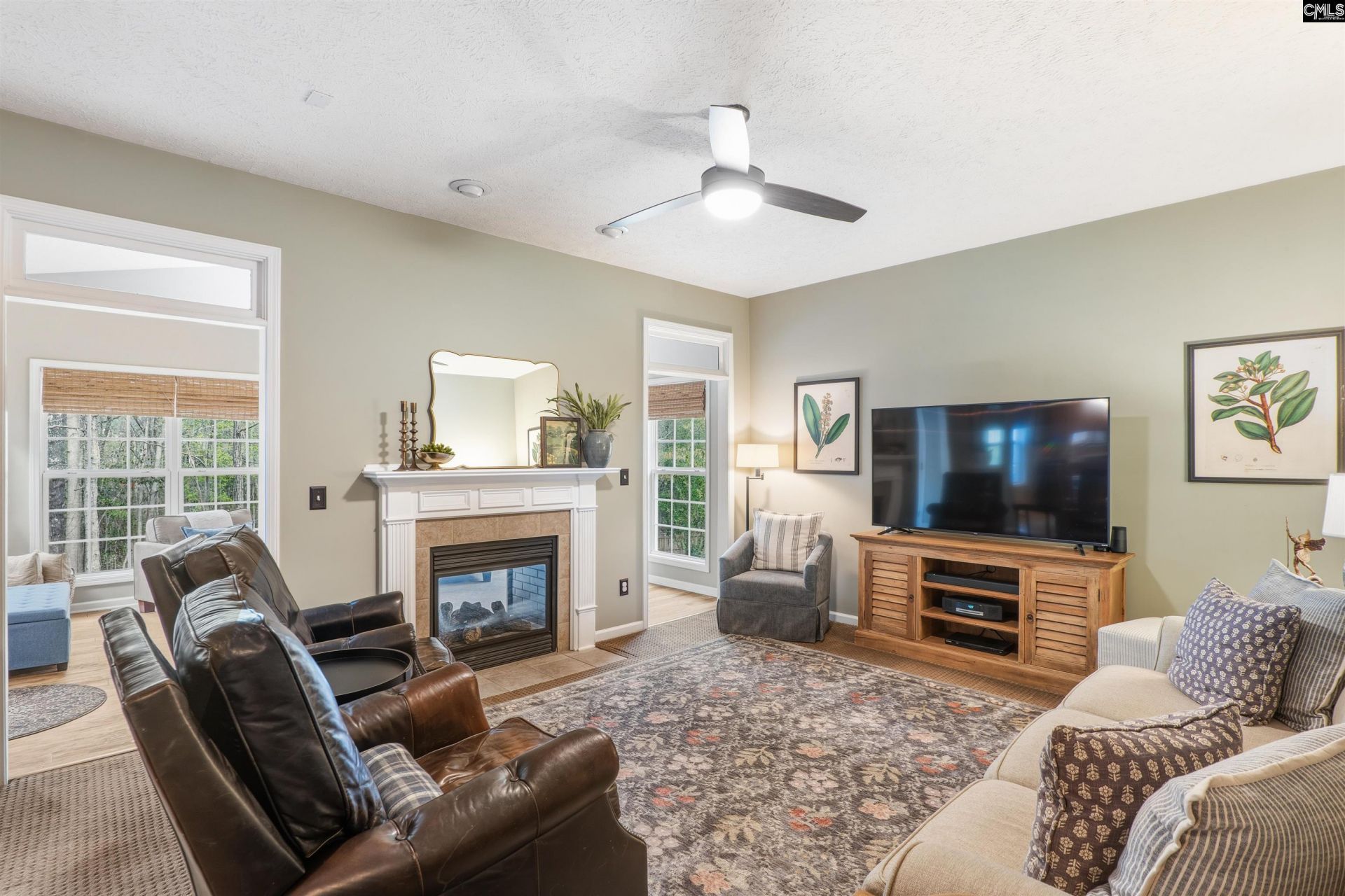 201 Berkeley Ridge Drive  Photo 23