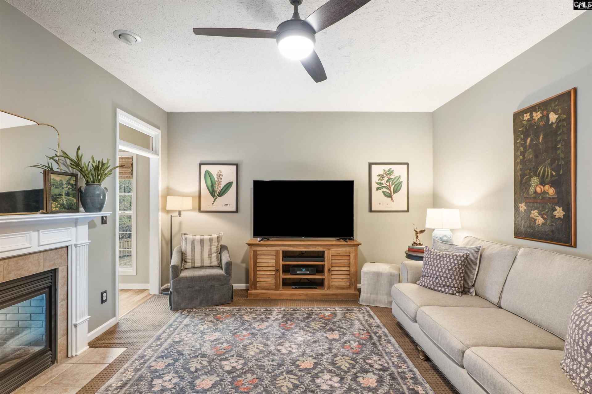 201 Berkeley Ridge Drive  Photo 24