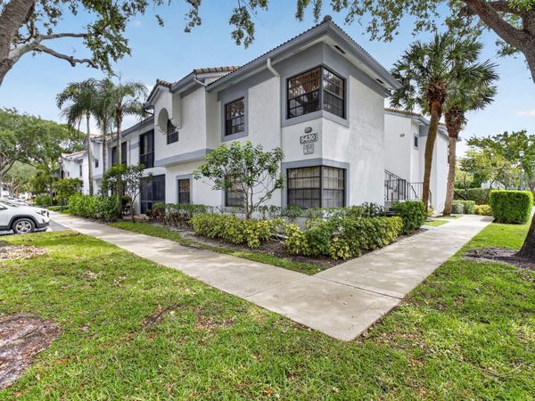 5430 Venetia Court, Unit N, Boynton Beach, FL 33437