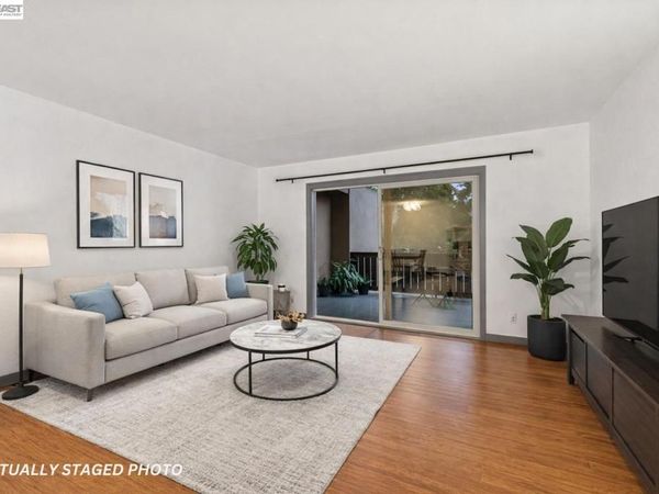 1321 Webster St, Unit D116, Alameda, CA 94501