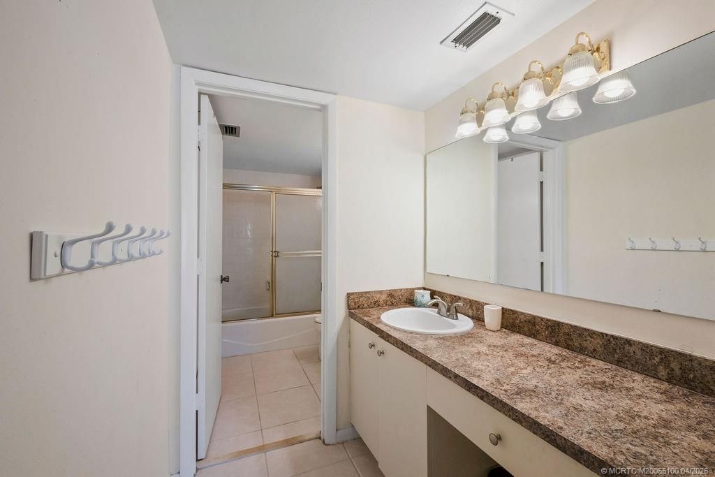 1600 NE Dixie Highway, Unit 3-201, Jensen Beach, FL 34957 Photo