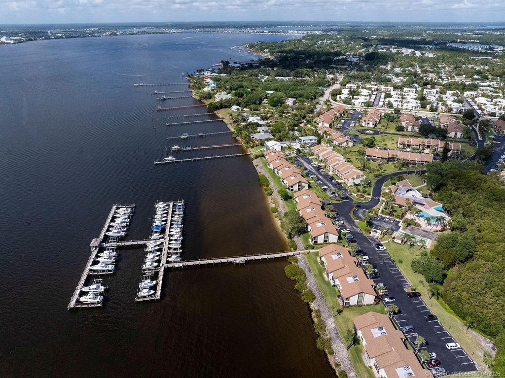 1600 NE Dixie Highway, Unit 3-201, Jensen Beach, FL 34957 Photo