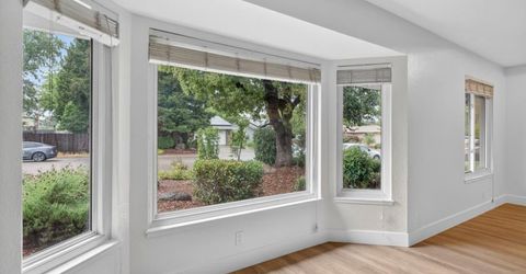 3440 Meadow Way, Rocklin, CA 95677 Photo