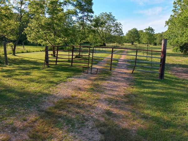 6700 County Road 5130, Pomona, MO 65789