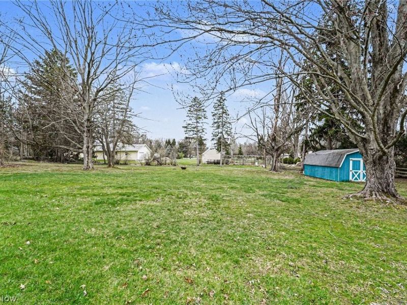 7714 Hopkins Road , Mentor, OH 44060 Photo 14