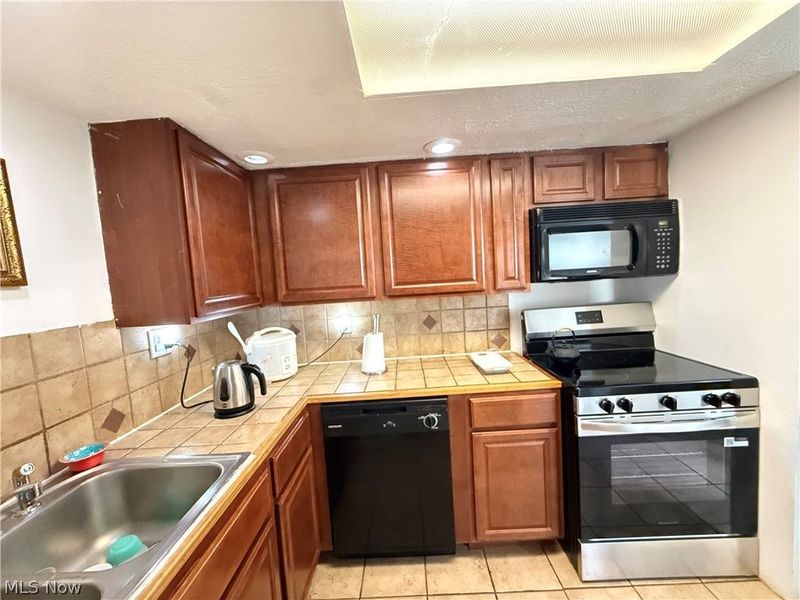 1316 Linden Avenue , Akron, OH 44310 Photo 8