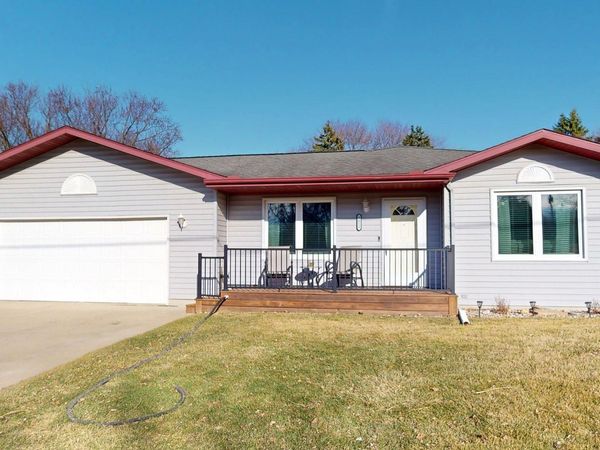 1011 S Kentucky Avenue, Mason City, IA 50401