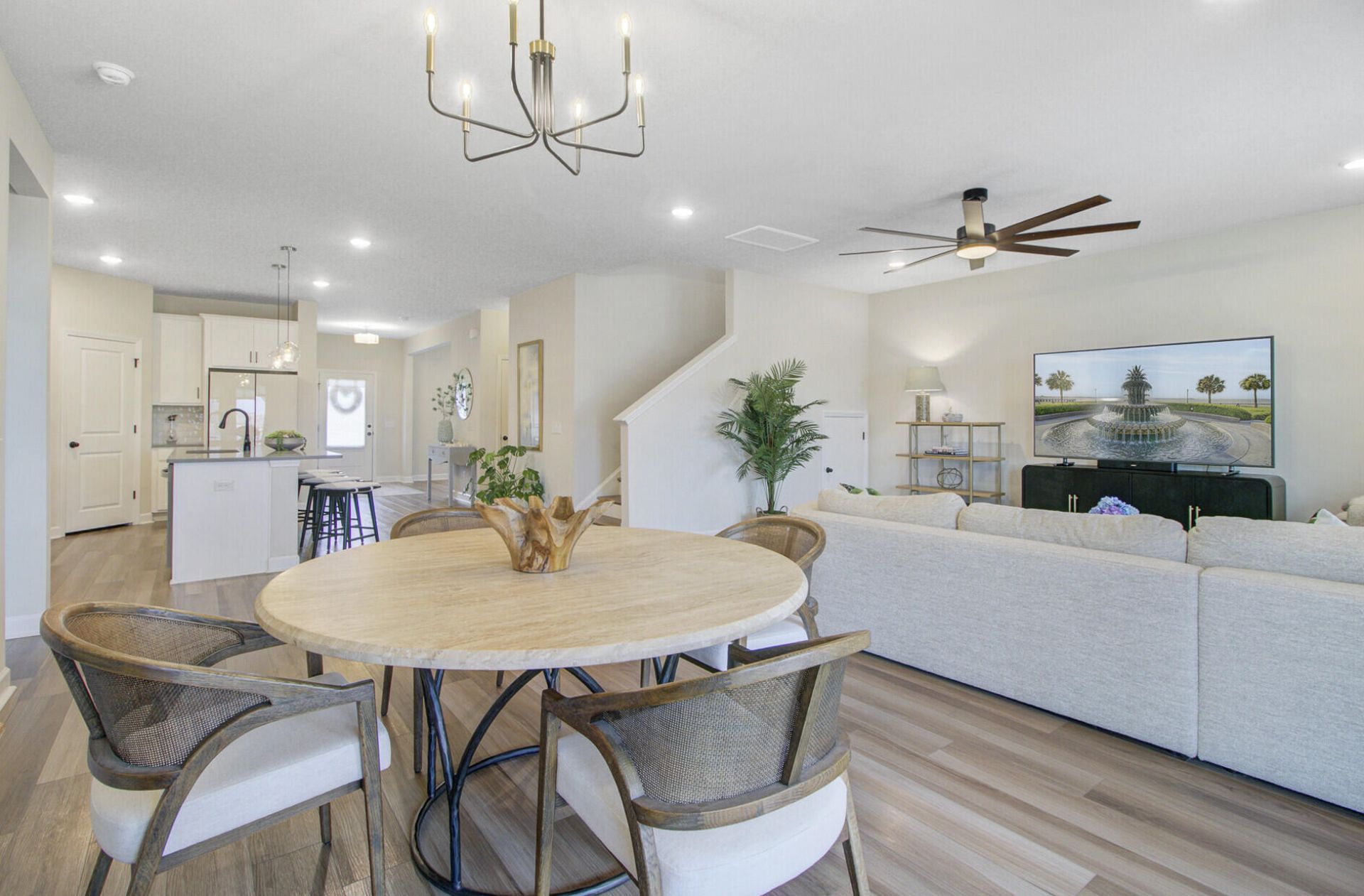 761 Sienna Way Photo 20