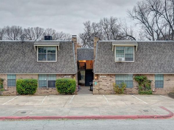 3319 Crites Street, Unit 203, Richland Hills, TX 76118