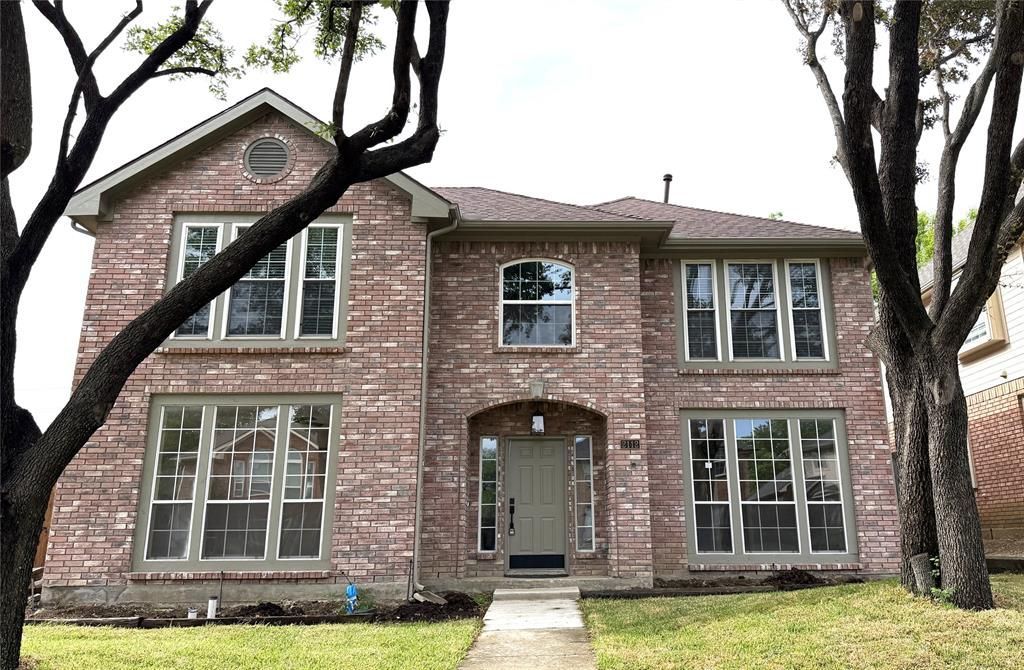 2112 Stonegate Drive, Carrollton, TX 75010 Main Photo
