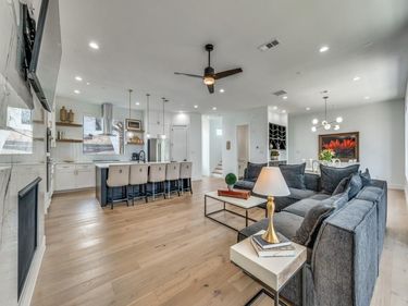 2315 Kirby Street, Unit B, Dallas, TX 75204