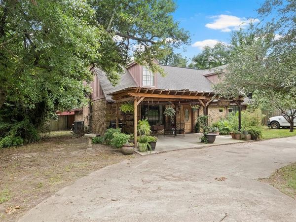 504 E 3rd , Mount Pleasant, TX 75455