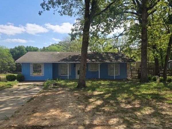 224 Cawthon Drive , Mabank, TX 75156