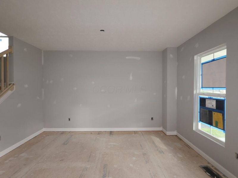 422 Cherry Hills Road, Commercial Point, OH 43116 Photo 6