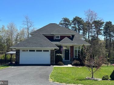 112 COLONIAL DRIVE, CROSS JUNCTION, VA 22625