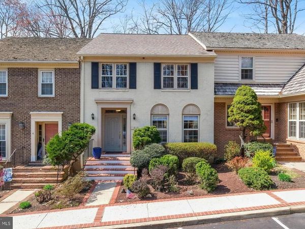 6 BENTRIDGE COURT, POTOMAC, MD 20854