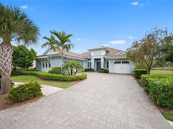 6076 Lucaya WAY, NAPLES, FL 34113