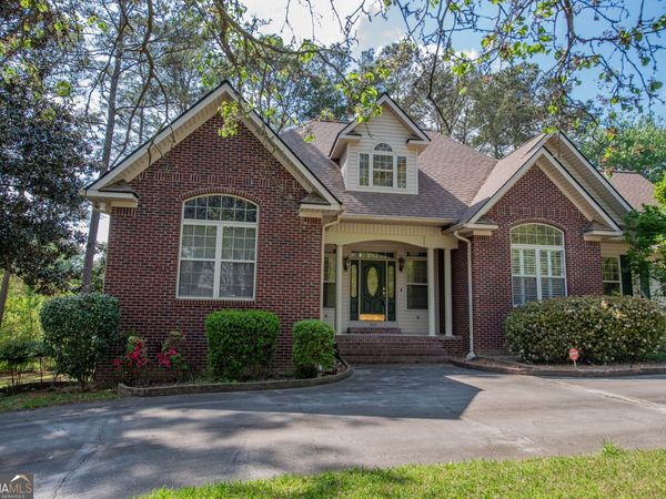 502 Granada Terrace, Warner Robins, GA 31088