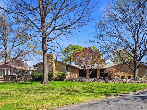 2499 E 49th Street , Tulsa, OK 74105