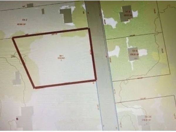 75 Lee St, East Longmeadow, MA 01028