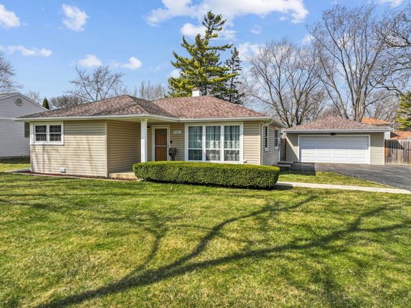 3502 Mallard Court , Rolling Meadows, IL 60008