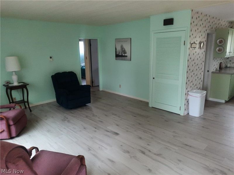 5991 Lake Shore Drive , Andover, OH 44003 Photo 5