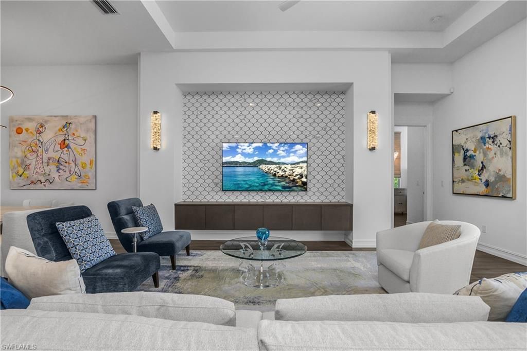 6137 Megans Bay Dr, Naples, FL 34113 Photo