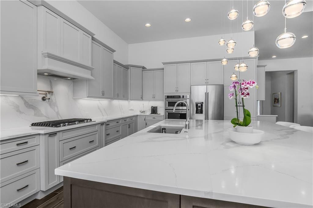 6137 Megans Bay Dr, Naples, FL 34113 Photo