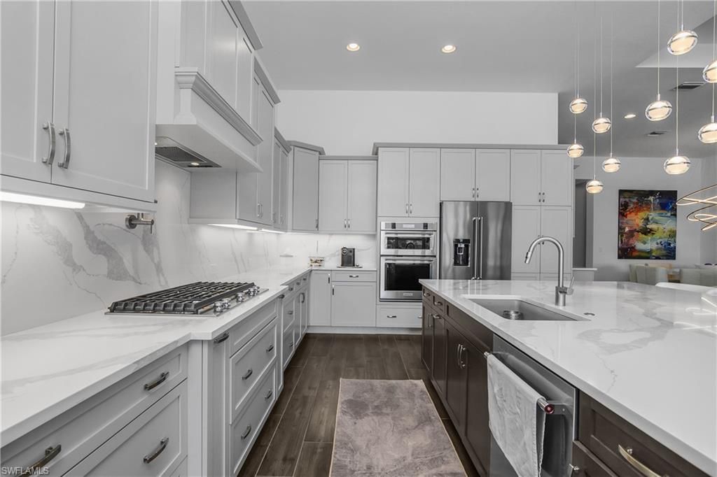 6137 Megans Bay Dr, Naples, FL 34113 Photo