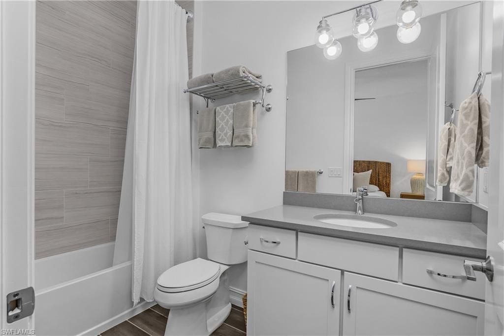 6137 Megans Bay Dr, Naples, FL 34113 Photo