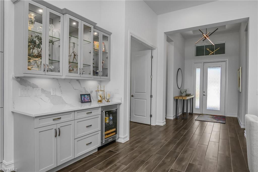 6137 Megans Bay Dr, Naples, FL 34113 Photo