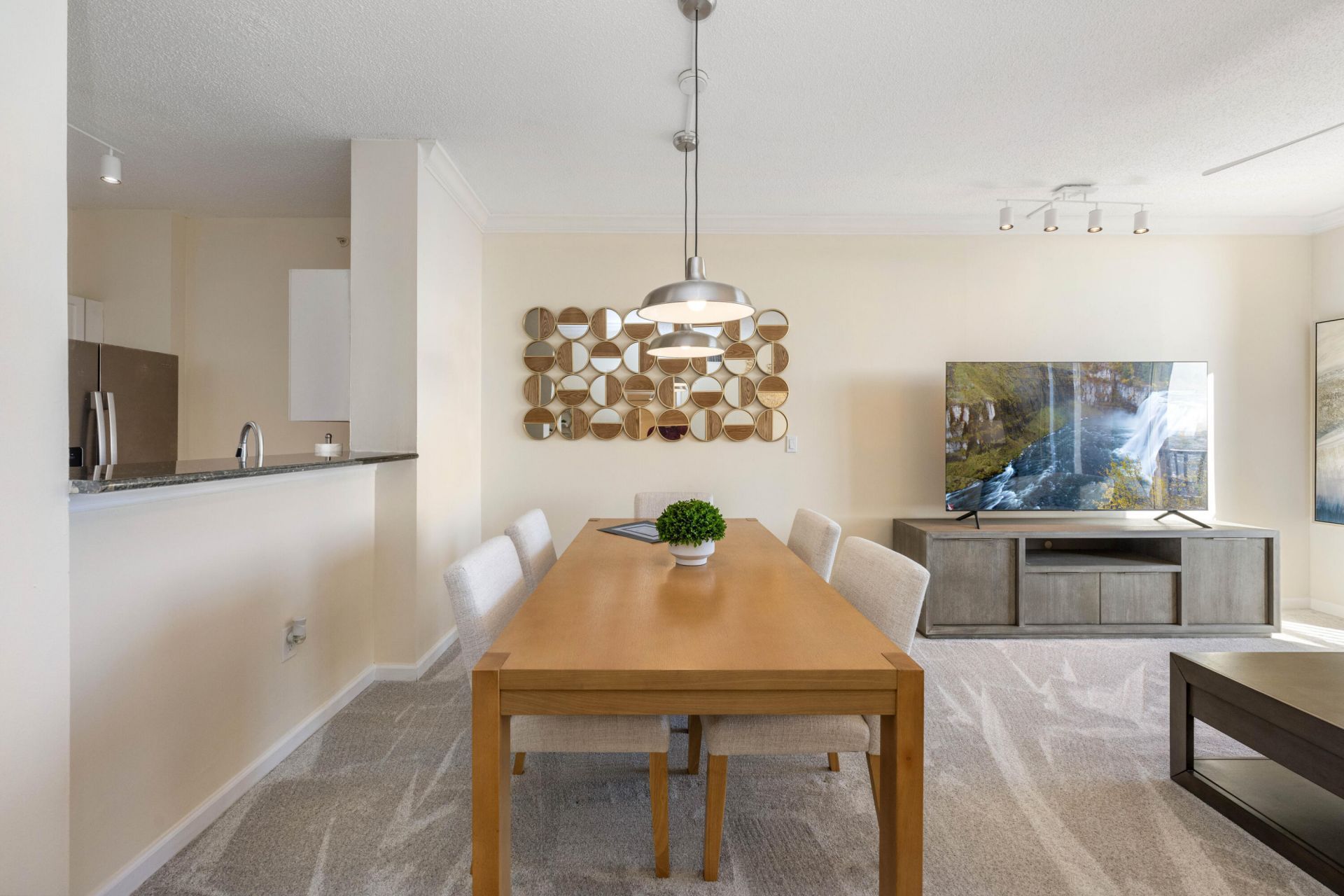 651 Okeechobee Boulevard, Unit 1107, West Palm Beach, FL 33401 Photo