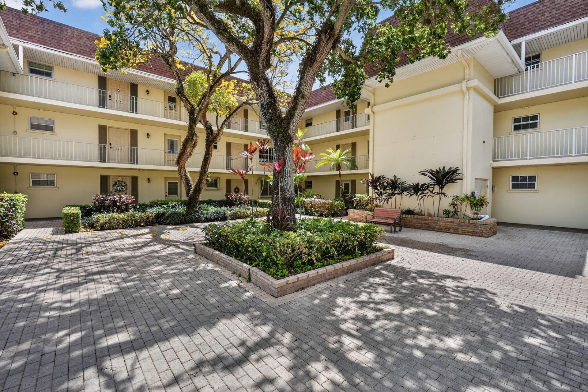 5510 Tamberlane Circle, Unit 148, Palm Beach Gardens, FL 33418 Photo