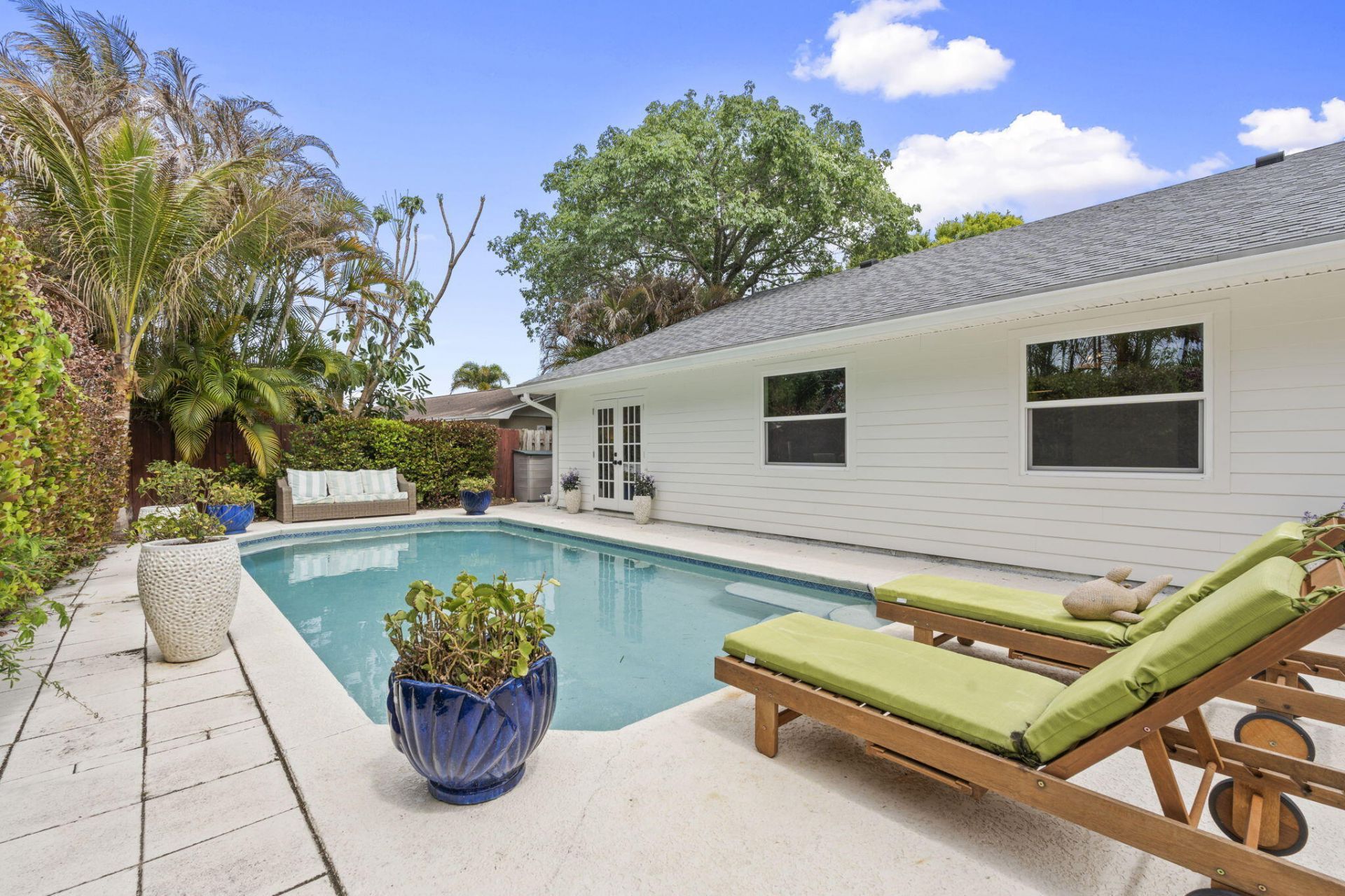 1904 NE Avenida Dracaena, Jensen Beach, FL 34957 Photo