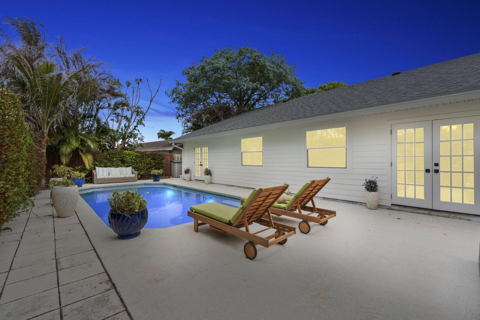 1904 NE Avenida Dracaena, Jensen Beach, FL 34957 Photo