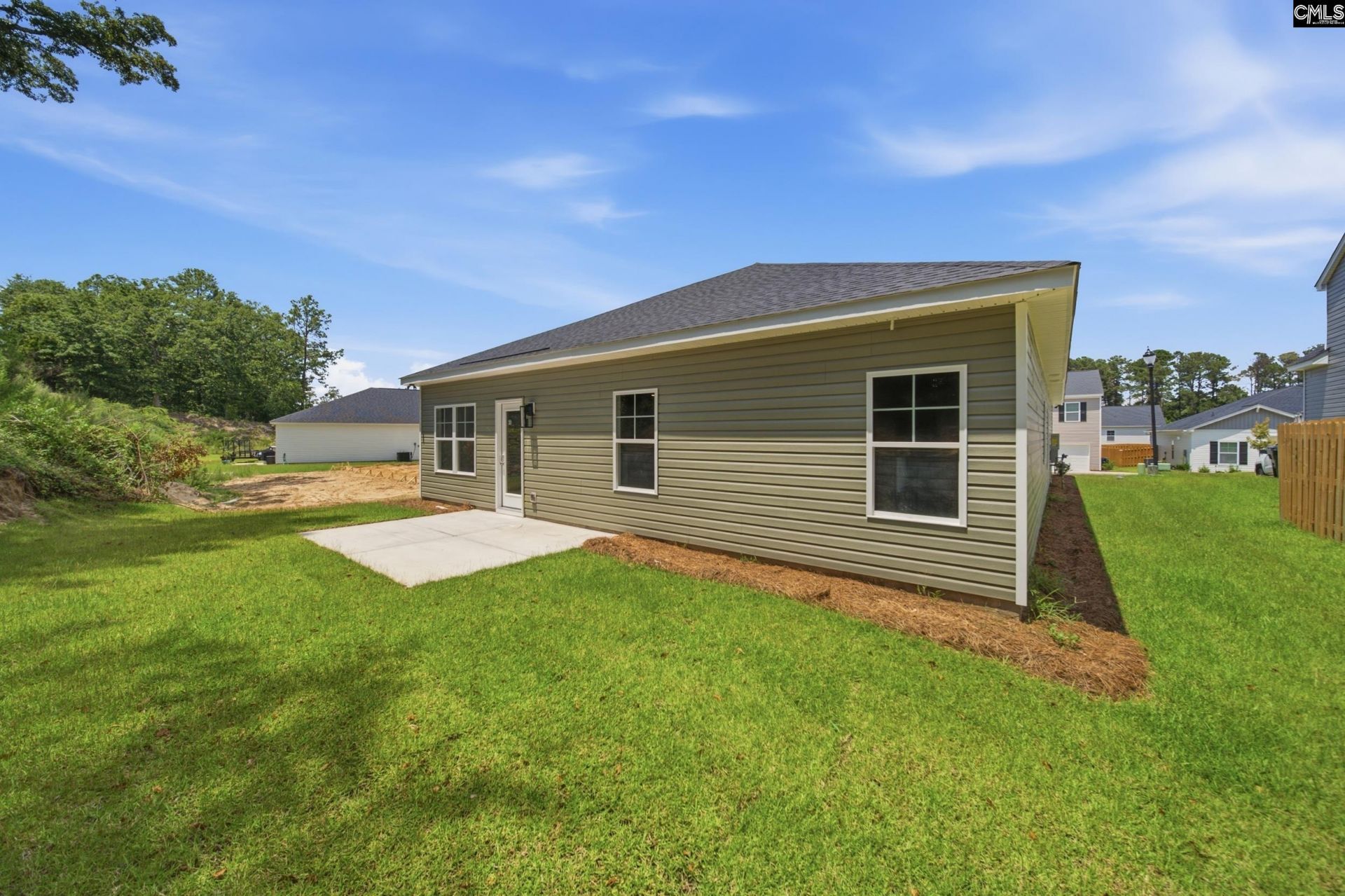 713 Samantha Street Photo 17