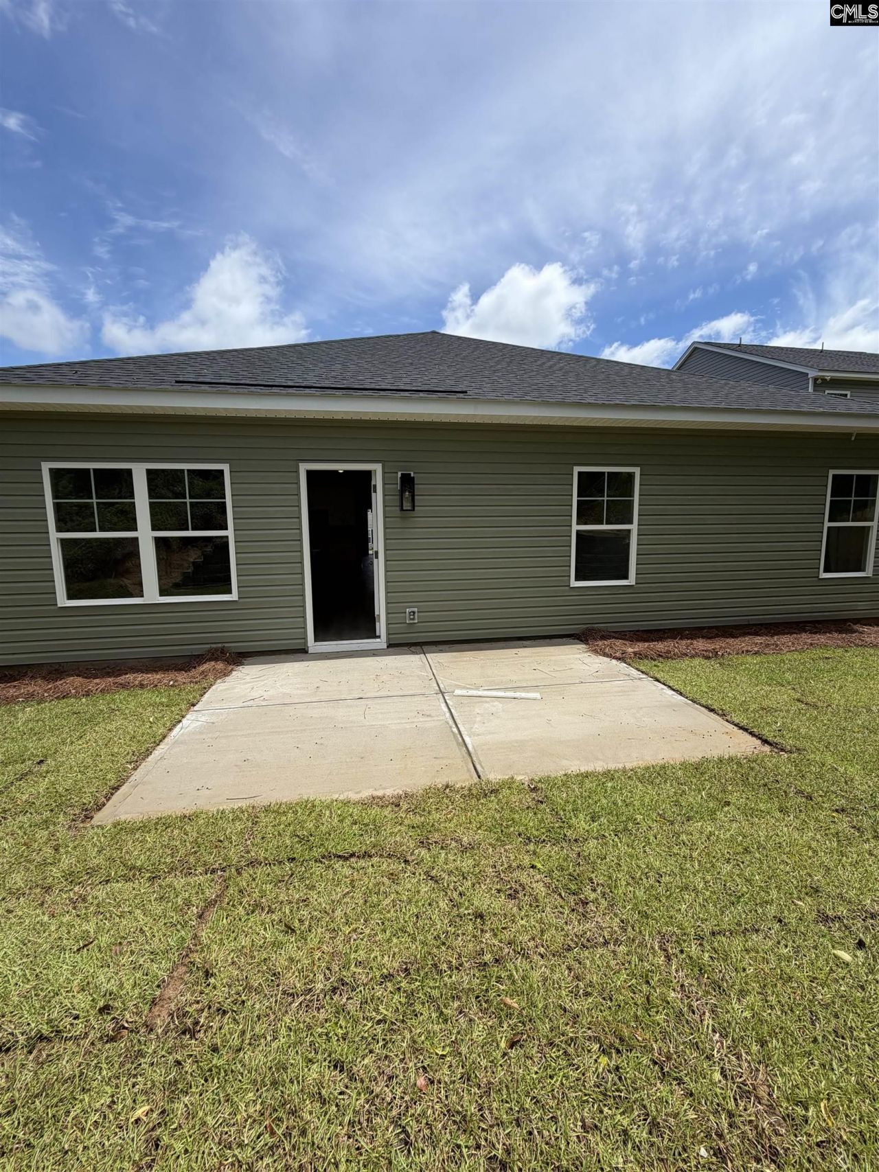 713 Samantha Street Photo 7