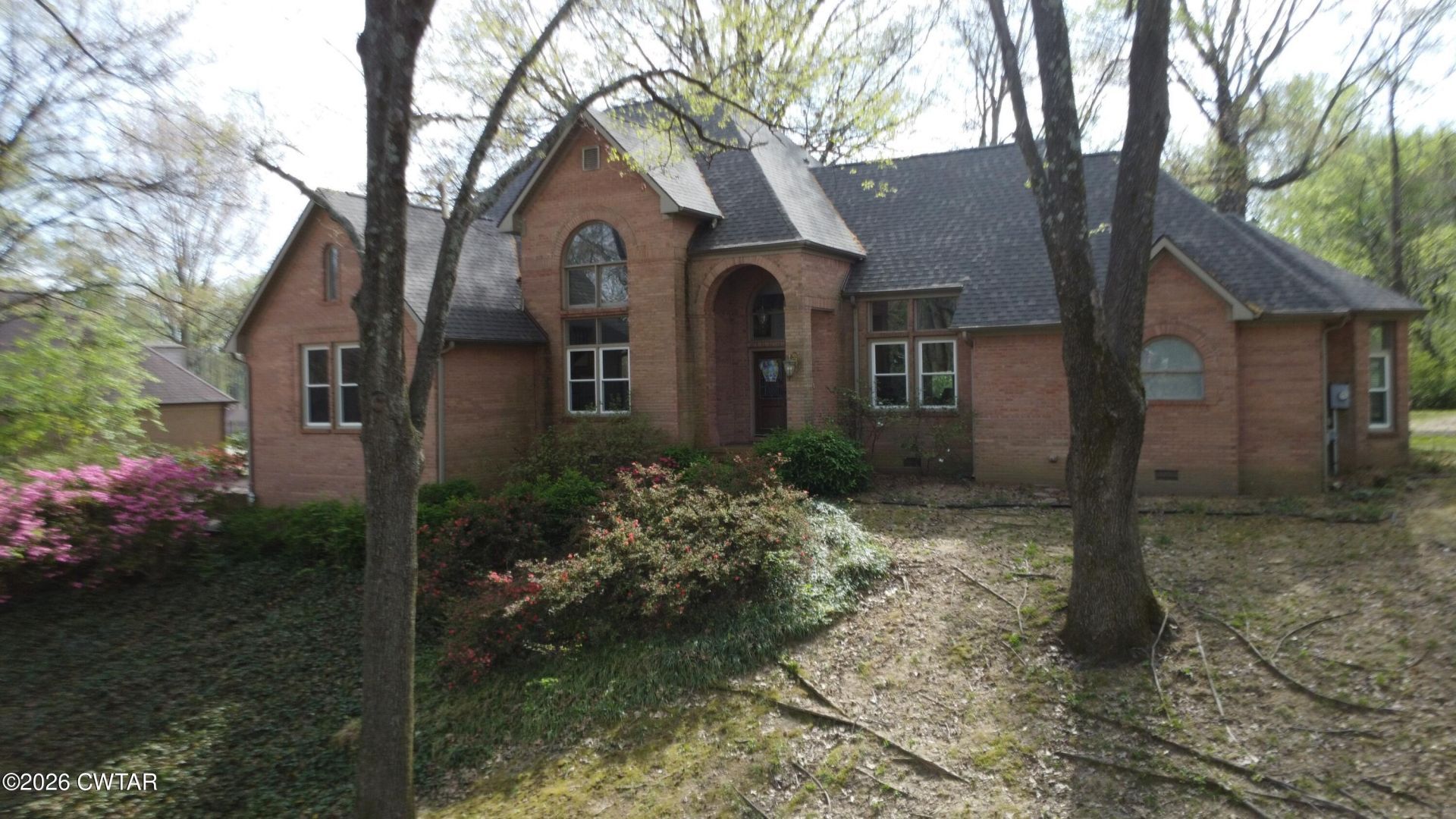 1099 Valley Road, Dyersburg, TN 38024 Main Photo