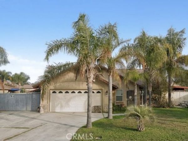 7032 Via Del Mar, Bakersfield, CA 93307