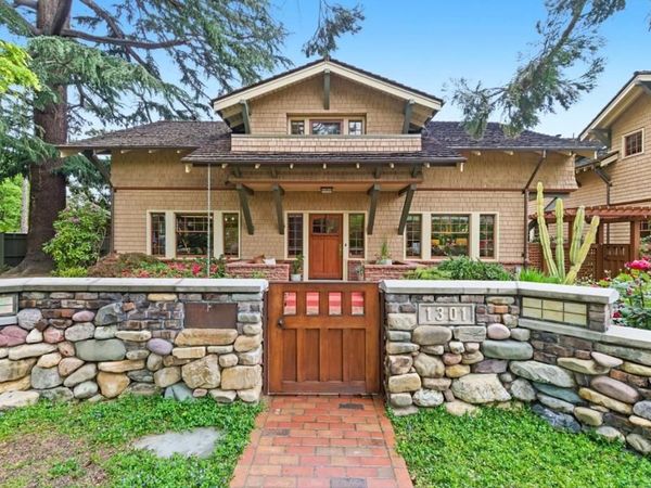 1301 Bryant Street, Palo Alto, CA 94301