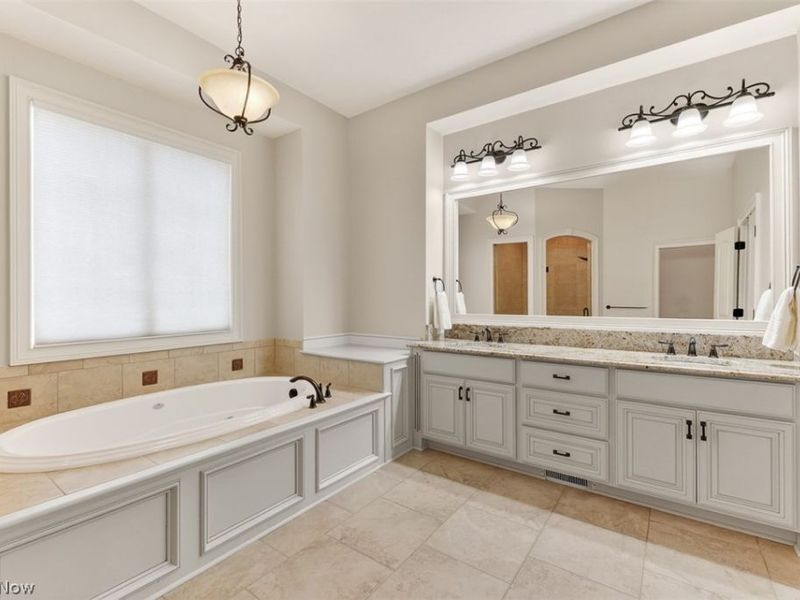 7565 Cottonwood Trail , Chagrin Falls, OH 44023 Photo 26