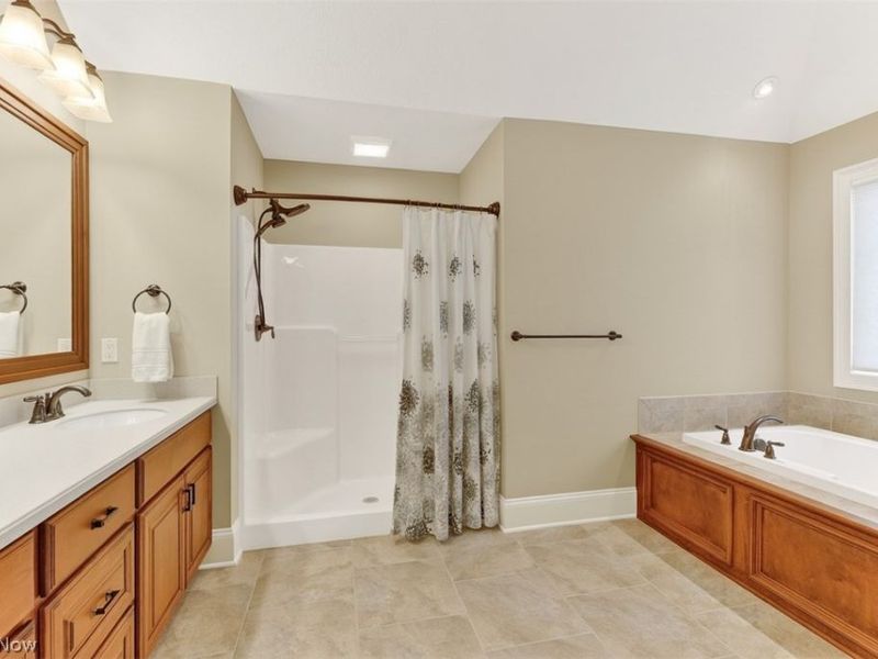 7565 Cottonwood Trail , Chagrin Falls, OH 44023 Photo 29