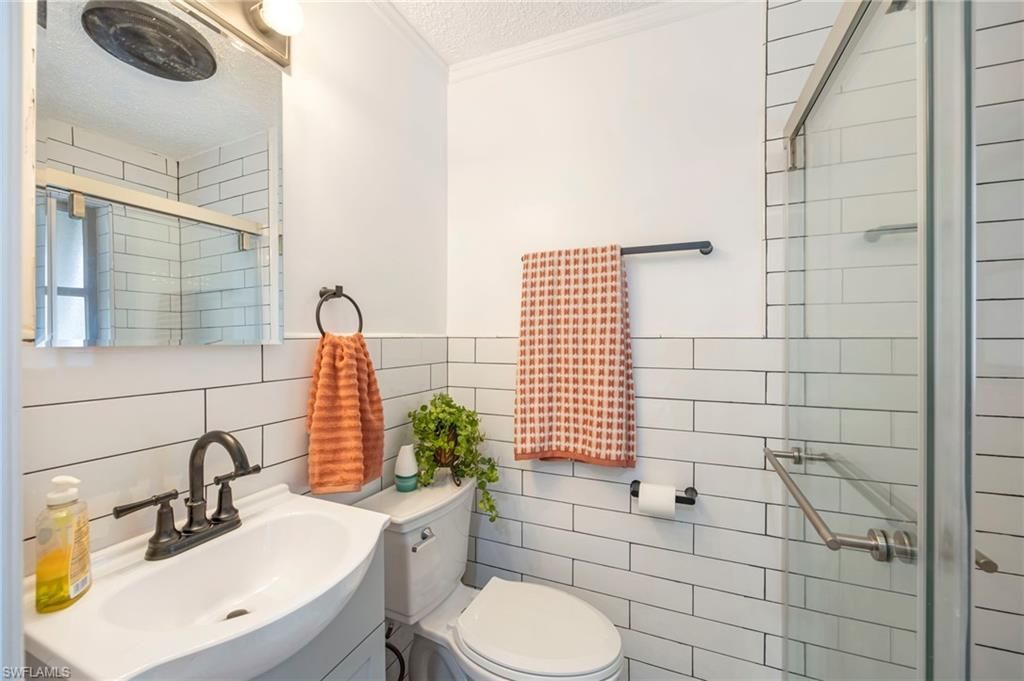 2261 11th St N, Naples, FL 34103 Photo