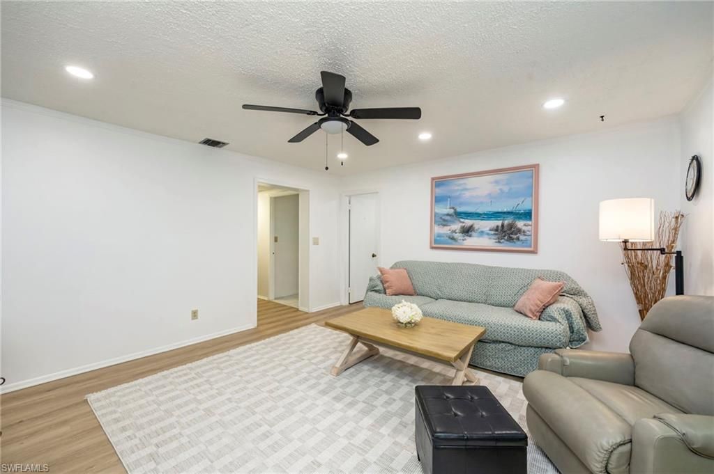 2261 11th St N, Naples, FL 34103 Photo