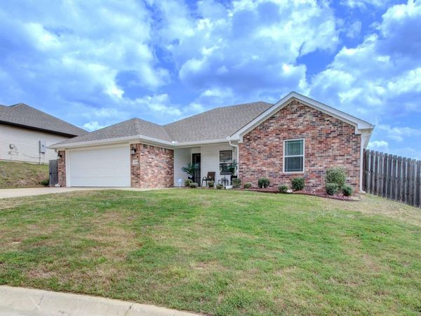 5399 Heritage Valley Drive, Benton, AR 72019