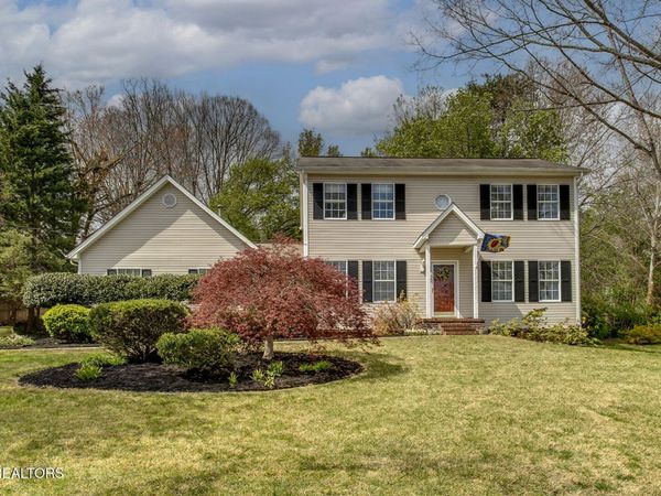 7836 Jefferson Oaks Drive, Knoxville, TN 37938